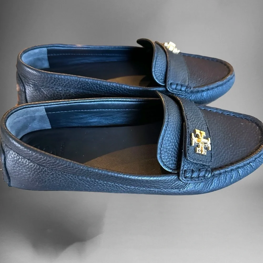 Tory Burch Loafers Size 6M Black Leather Slip Driving Shoes.